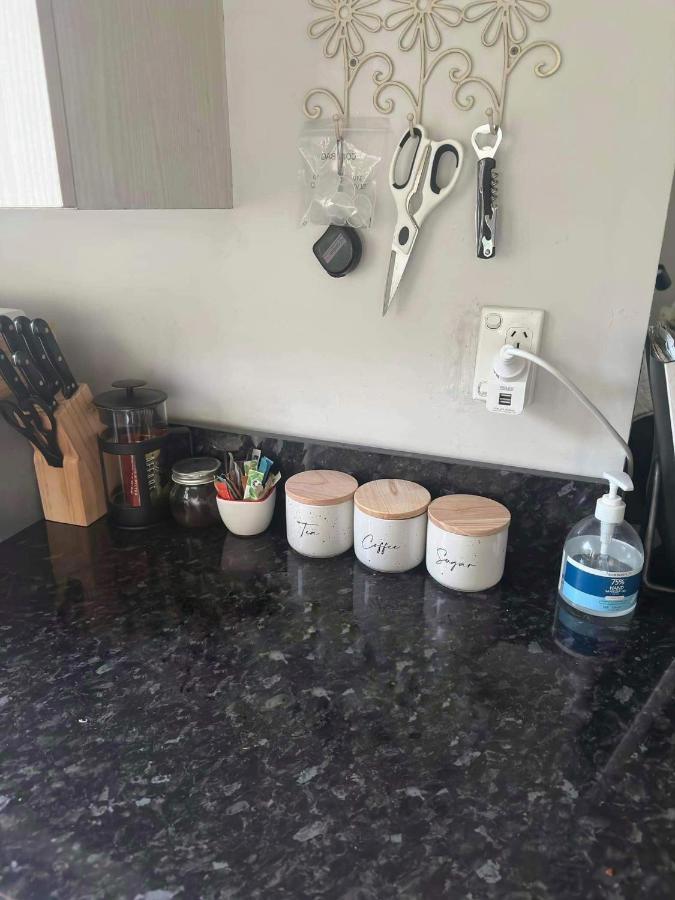Renwick In The City Nelson, 10Min Walk To City Centre, Full Kitchen, Fast Fibre Wifi, Drive 13Min To Airport, 5Min To Hospital, Quiet Street, Dog Friendly Exterior foto