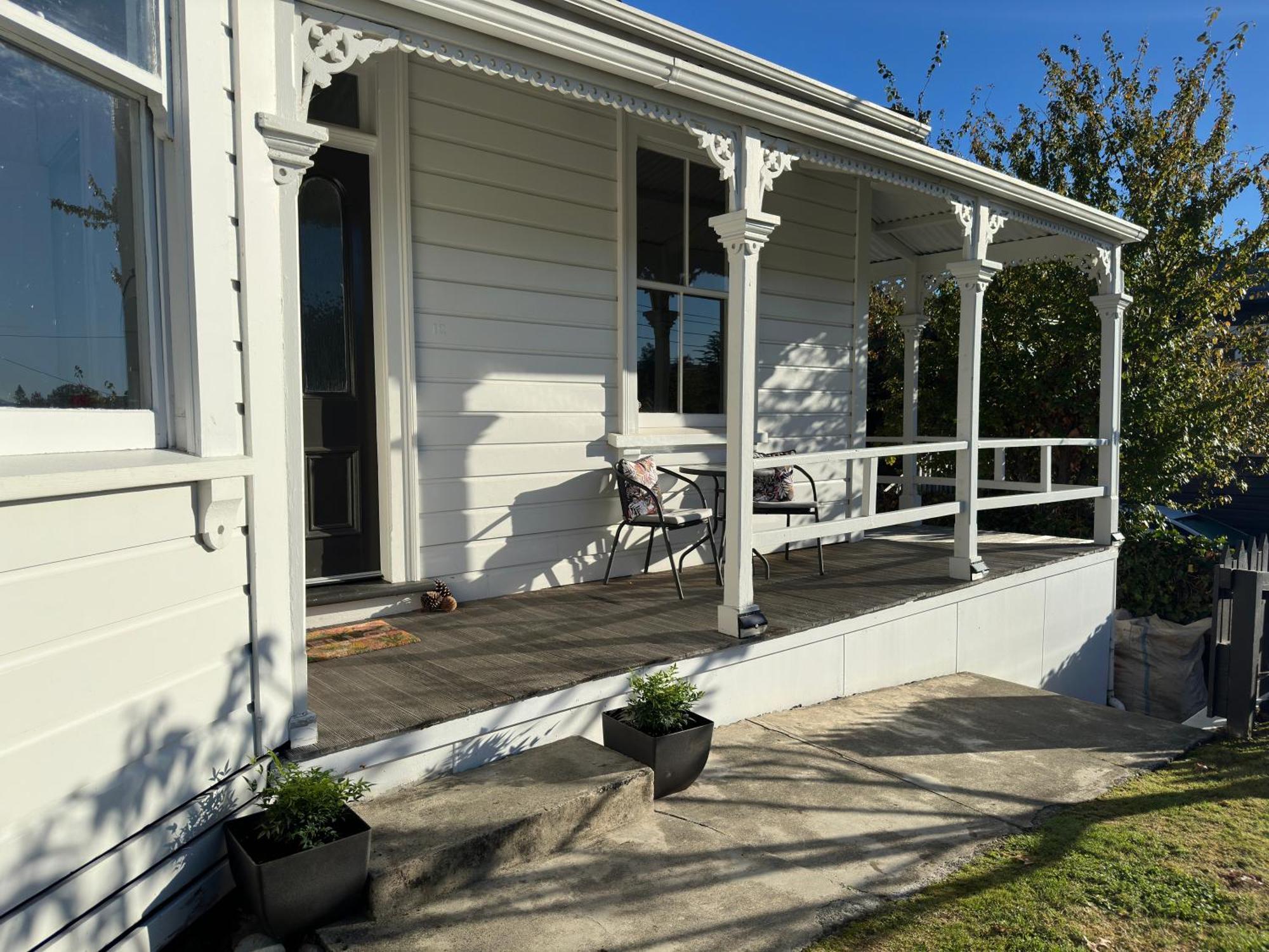 Renwick In The City Nelson, 10Min Walk To City Centre, Full Kitchen, Fast Fibre Wifi, Drive 13Min To Airport, 5Min To Hospital, Quiet Street, Dog Friendly Exterior foto